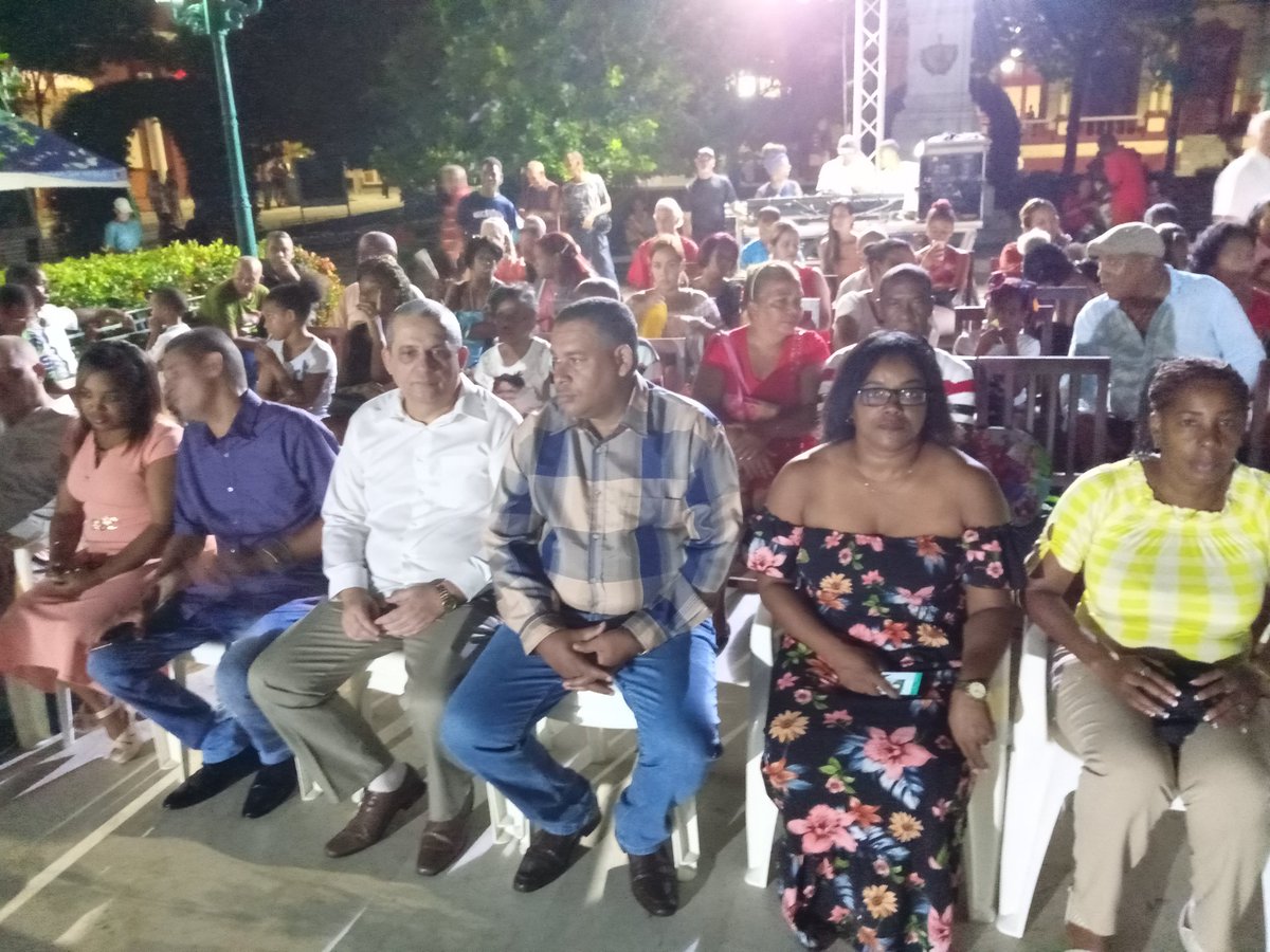 Rafael_Perezgtm's tweet photo. Con las palabras de Carlos Manuel de Céspedes aquel día de 1868 y con buen arte, inició la jornada de la Cultura Cubana en #Guantanano.
#CubaEsCultura
#CubaPorLaVida https://t.co/jPuLYYexNO