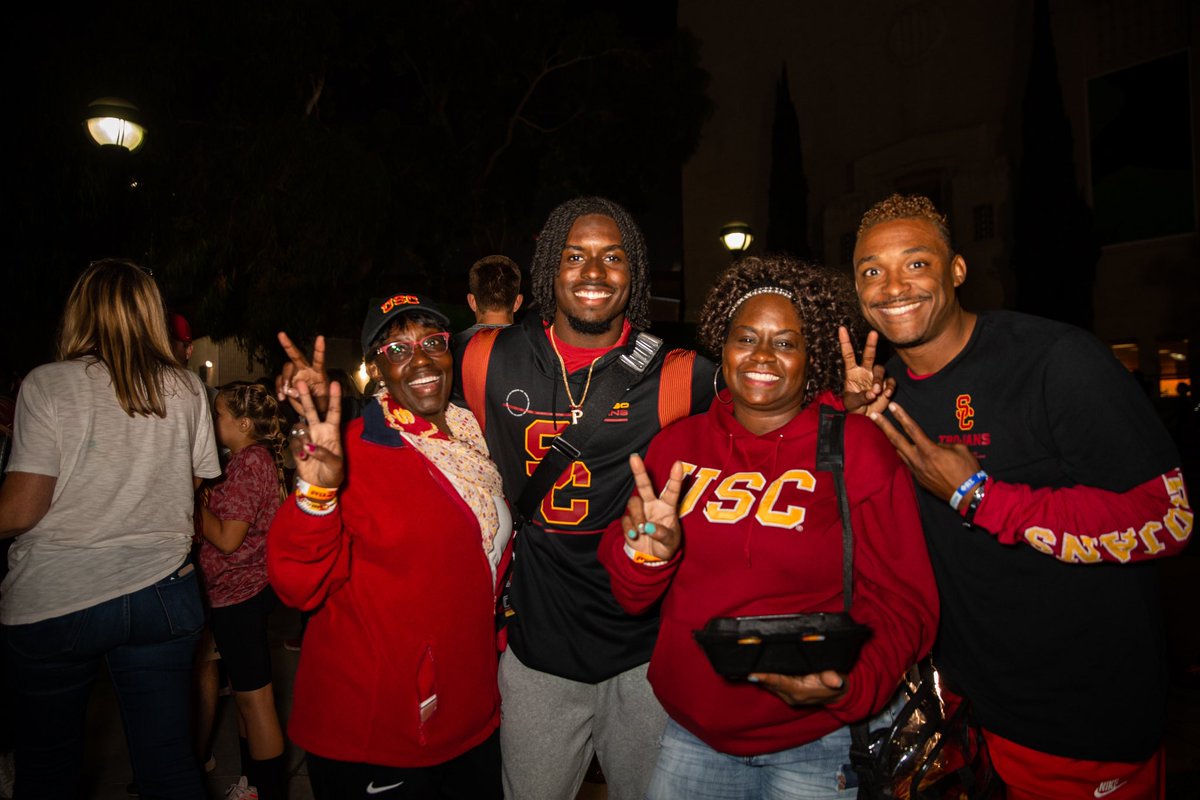 Family Night at the Coliseum❤️ <a href="/blvd_hq/">BLVD</a>