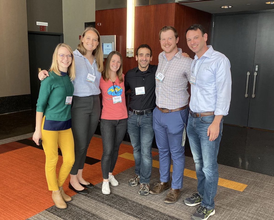 sdyslin's tweet photo. Had a fantastic time presenting a poster at #SNL2022 this past weekend! Shook hands with some incredible researchers and am getting excited all over again for the work being done in my lab and in this field 🧠🖥 https://t.co/kfBUhKyfPW