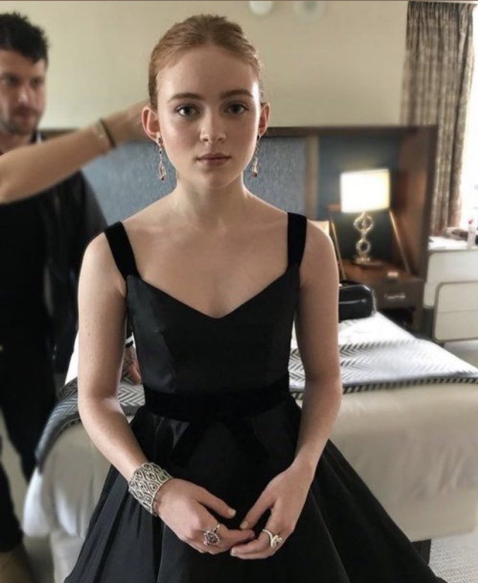 lumaxcamera's tweet image. 📷 lucas and max at prom 🪩 taken by each other