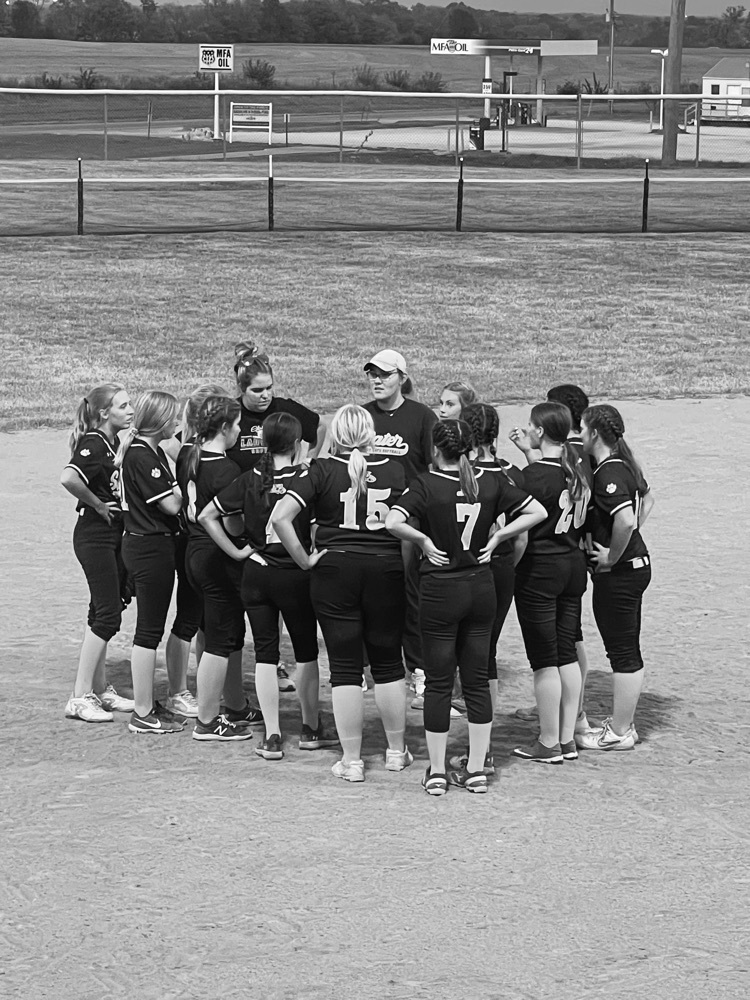 The Lady Cats softball team pulled out a 8-4 road conference win tonight against the Pilot Grove Lady Tigers! 

Catch them back in action for their first District game in Glasgow, against Glasgow, on Wednesday at 7:00! #SLA