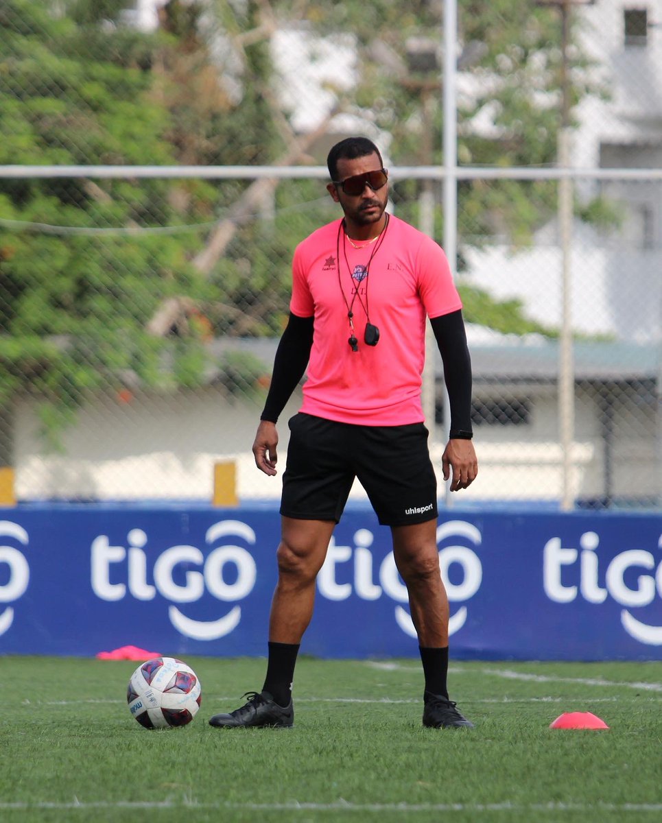 ClubDepEsteFC's tweet photo. ¡Preparados! 💪🔥

📸 De nuestro último entrenamiento previo al partido de mañana 🆚 @alianzafc 

#ElEquipoDelEste #SomosPotros https://t.co/pN3sZodSQo