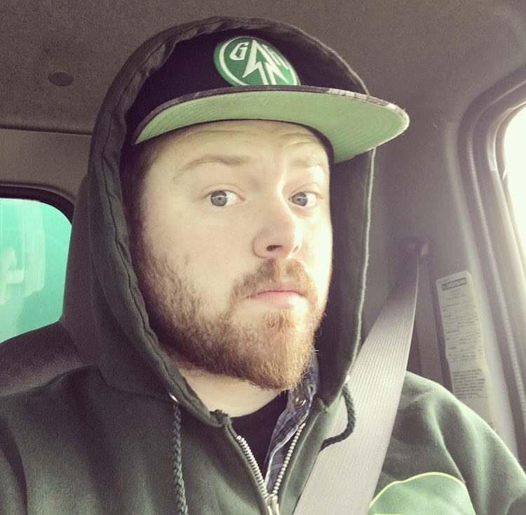 thelordzypher's tweet photo. @CW_Arrow premiered 10 years ago today on @TheCW . Insane that it has been that long. I miss this show a lot. It will always mean a lot to me. Bit of a photo dump of #Arrow related pics. #ArrowForever #GreenArrow #DCComics https://t.co/ii5VB2NcGw