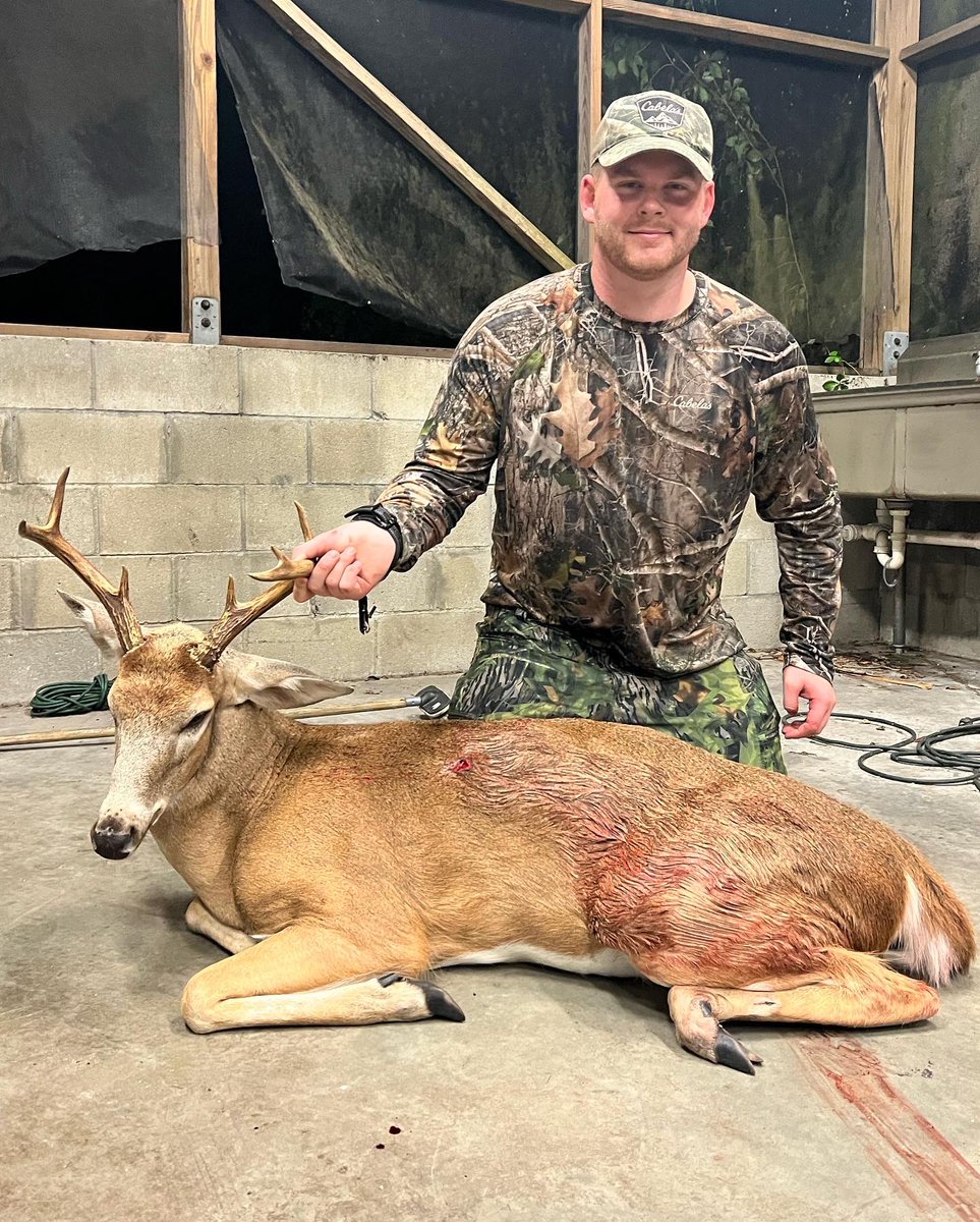 Congratulations #MichaelFlaskey on your mature #Florida whitetail buck! What a great old buck to get with your bow. He weighed 180 lbs! #TaylorCreek #Fat7