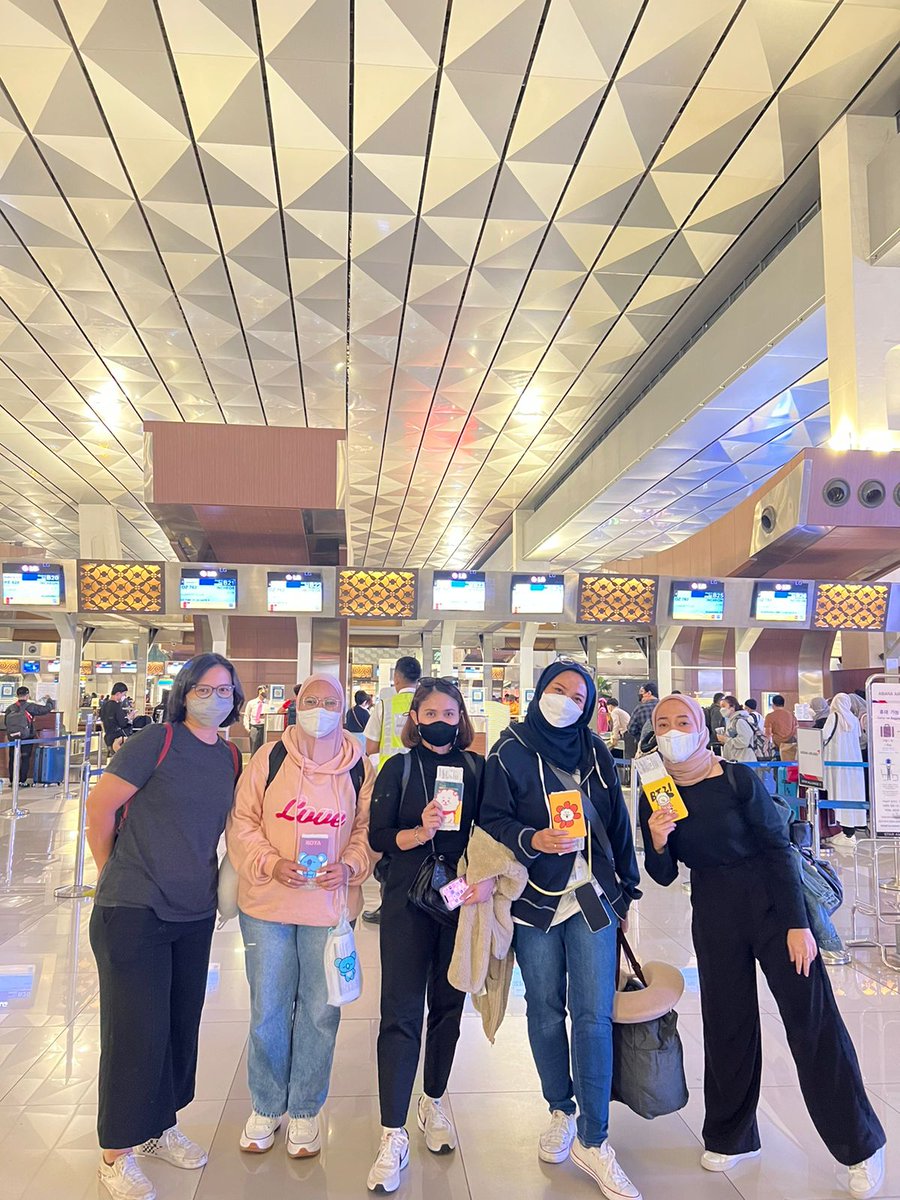 BTS #YetToCome trip with besties😍😍. Dream trip becomes come true today...