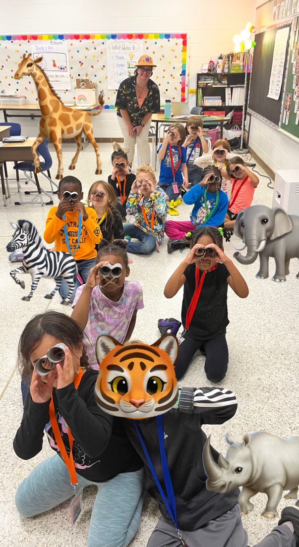 It’s not every day I get to dress up and go on a Shape Safari, but when I do, you better believe it’ll be with <a href="/MsDowningIn1st/">Leanne Downing</a> ! I love hanging out with these Firsties! <a href="/KarlaYo78612102/">Karla Young</a> <a href="/TechTeachVB/">Sheila Teri</a> <a href="/VBTitleI/">Title I VBCPS</a> #vbits