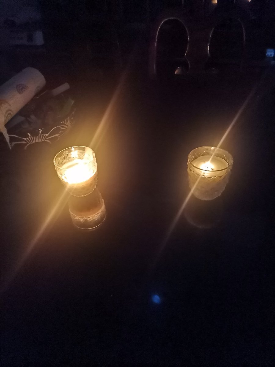 Anasanchezrmz's tweet photo. Para variar oootra vez sin luz CP 92350 #CFE https://t.co/QG0LCVwKFg
