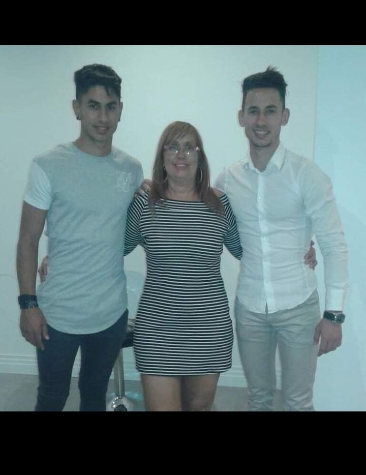 Sally Bugs tweet media