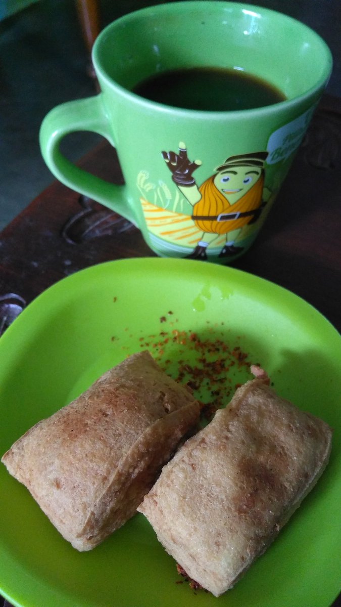 tahu bakso bon cabe..karo mbayange mangane ning wedangan aluwung