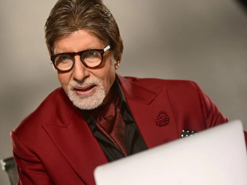 ndtv's tweet photo. Hindi film superstar #AmitabhBachchan celebrates his 80th birthday today. https://t.co/1Fa3a083HL