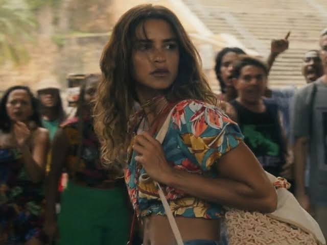 centralreality's tweet image. Pra quem não sabe, a história da Brisa é baseada em fatos reais. Ela é inspirada na morte trágica de Fabiana, que foi linchada em 2014 ao ser confundida com uma sequestradora de crianças. #Travessia