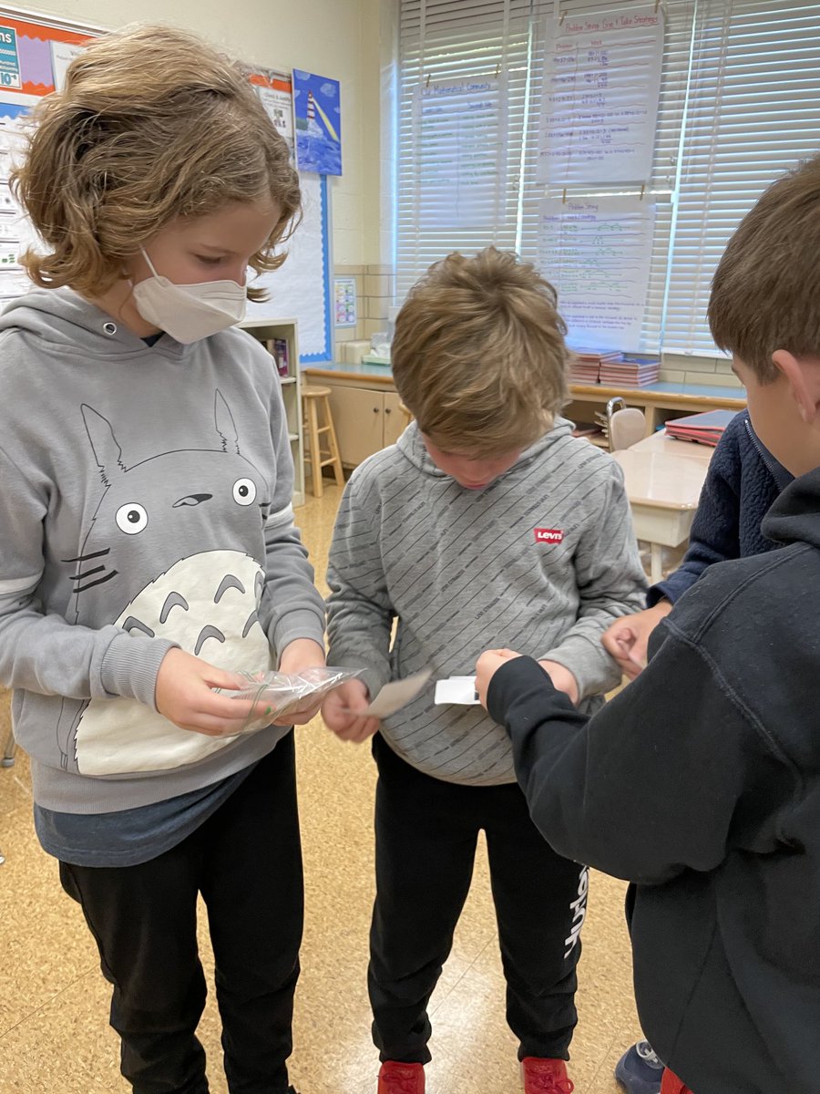 MrsLisaSchultz's tweet photo. Students acting as colonists by bartering to fulfill needs and wants. #rfes ⁦@mrowlandRFES⁩ https://t.co/4baRd1VEJD