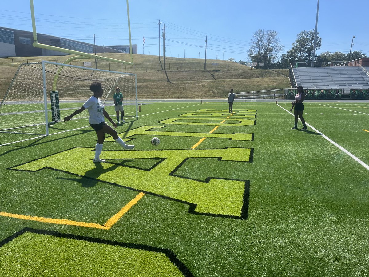 Day one in the books! #gatornation #greedygang #fourpeatloading <a href="/athletics_vwsd/">VWSD Athletics</a> <a href="/VicksburgWarren/">VWSD</a>