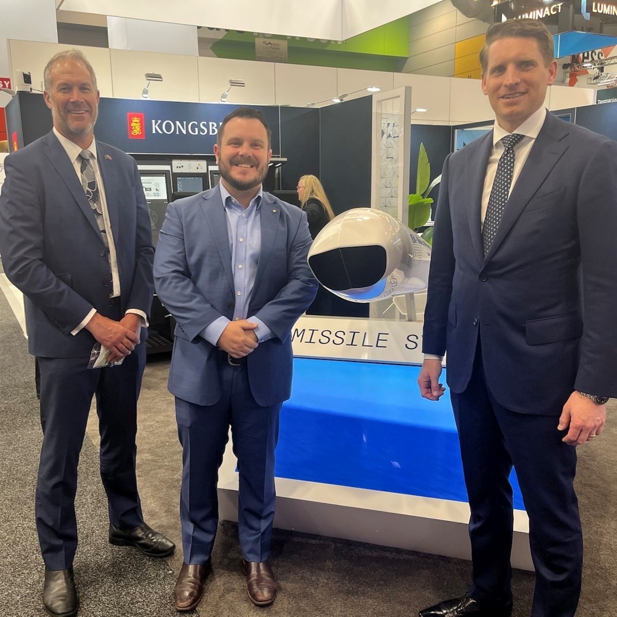 KOGDefence's tweet image. Looking back on last week we can proudly say that the #StrikeMaster was a fan-favorite🛡️🇦🇺

Special thanks to Norway's Amb-Designate Riise, Hon Andrew Hastie MP, Phillip Bruce Thompson OAM MP, and Australia Defence Sub-committee for taking time to chat with our #Australia team.