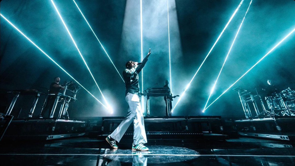Curtis Harding (@curtis_harding) on Twitter photo Another incredible night with <a href="/RufusDuSol/">RÜFÜS DU SOL</a> !!! You guys are class acts I’m proud to have been a small part of Surrender 🔥 thank you L.A. and <a href="/HollywoodBowl/">Hollywood Bowl</a> for being a wonderful host ❤️ 📸: Michael Drummond Another incredible night with <a href="/RufusDuSol/">RÜFÜS DU SOL</a> !!! You guys are class acts I’m proud to have been a small part of Surrender 🔥 thank you L.A. and <a href="/HollywoodBowl/">Hollywood Bowl</a> for being a wonderful host ❤️ 📸: Michael Drummond