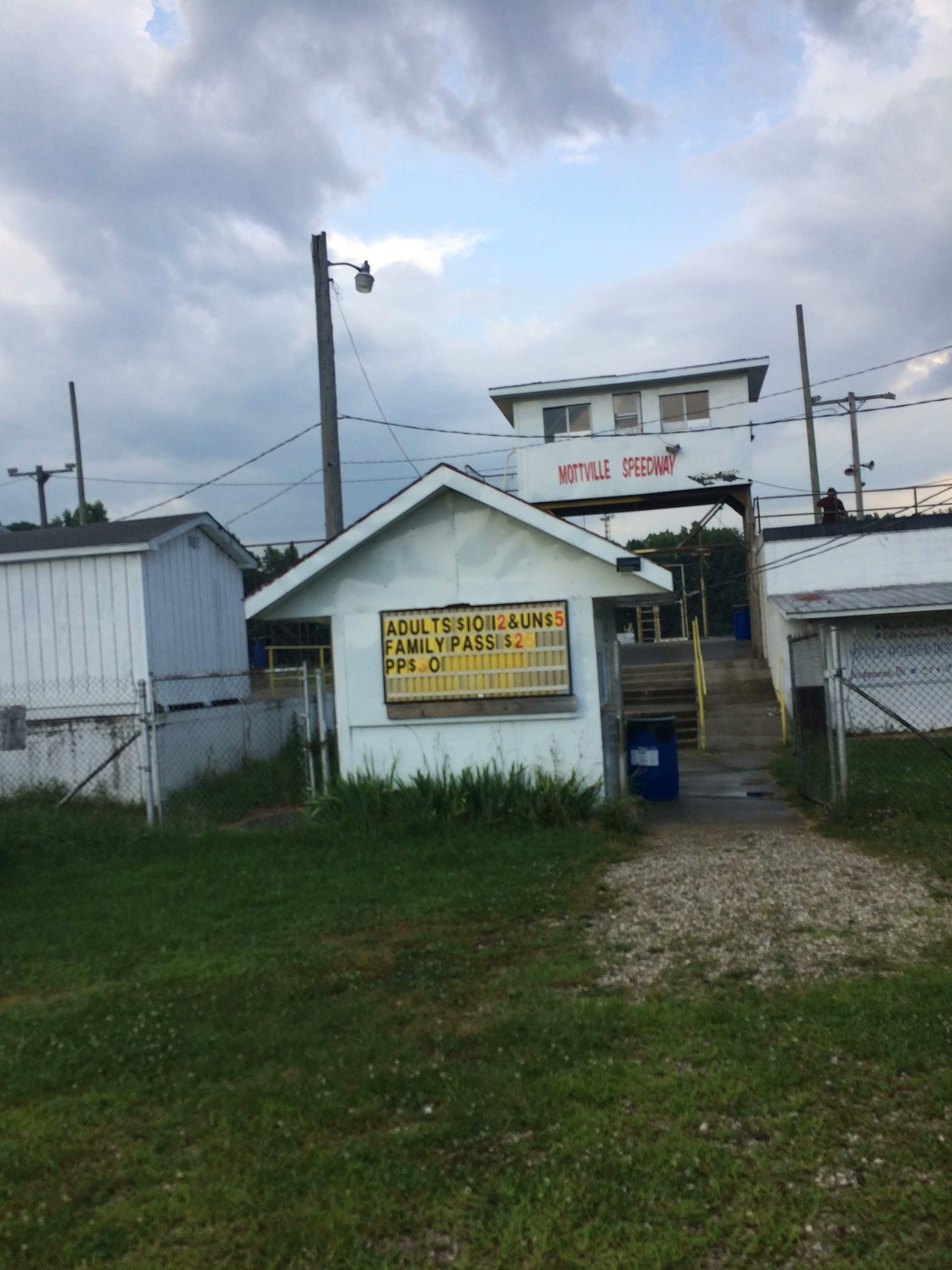 Derrick Bean on Twitter "RIP Merle Holden. Owner of the Historic