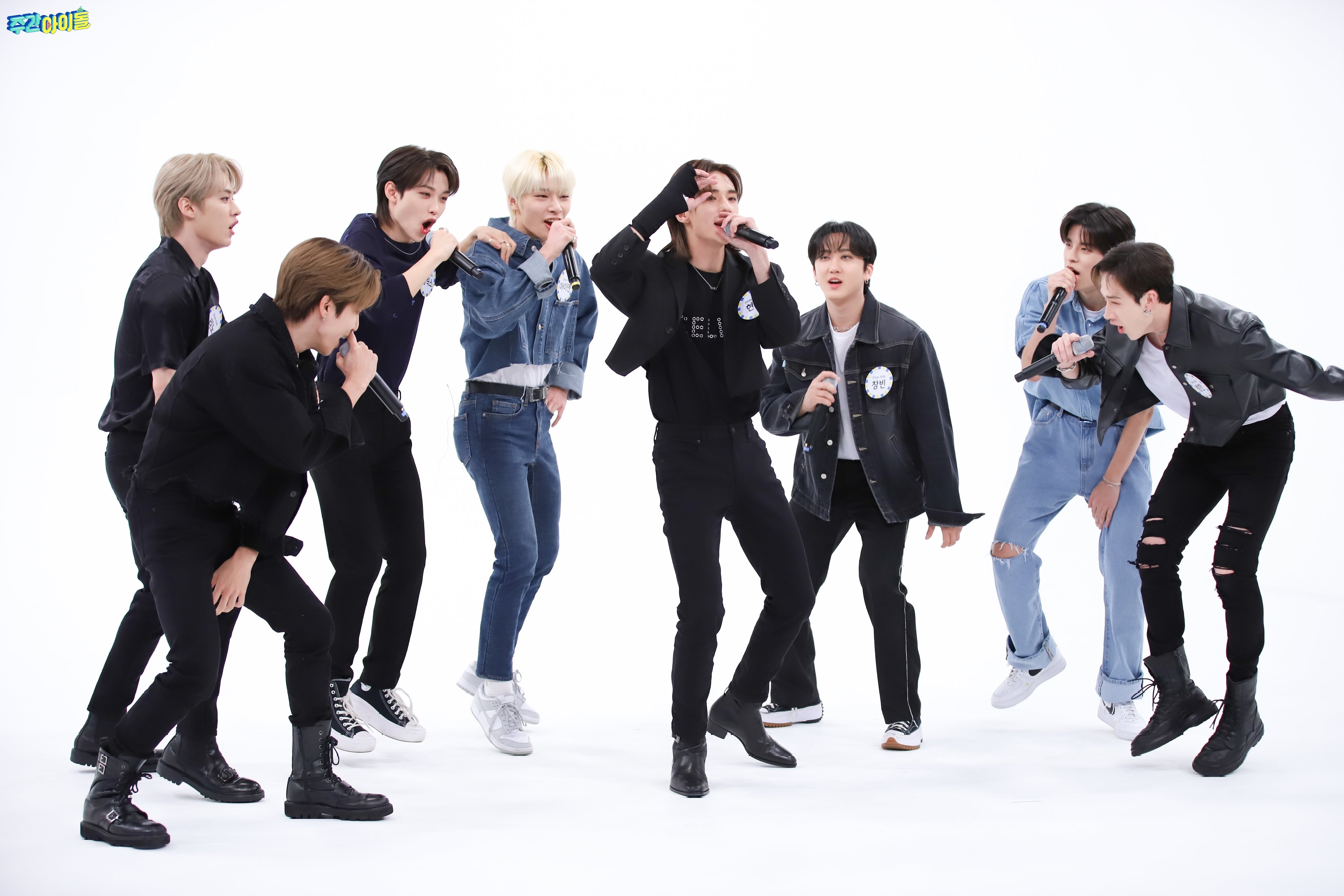 Stray Kids Global على X: Stray Kids Global على X: