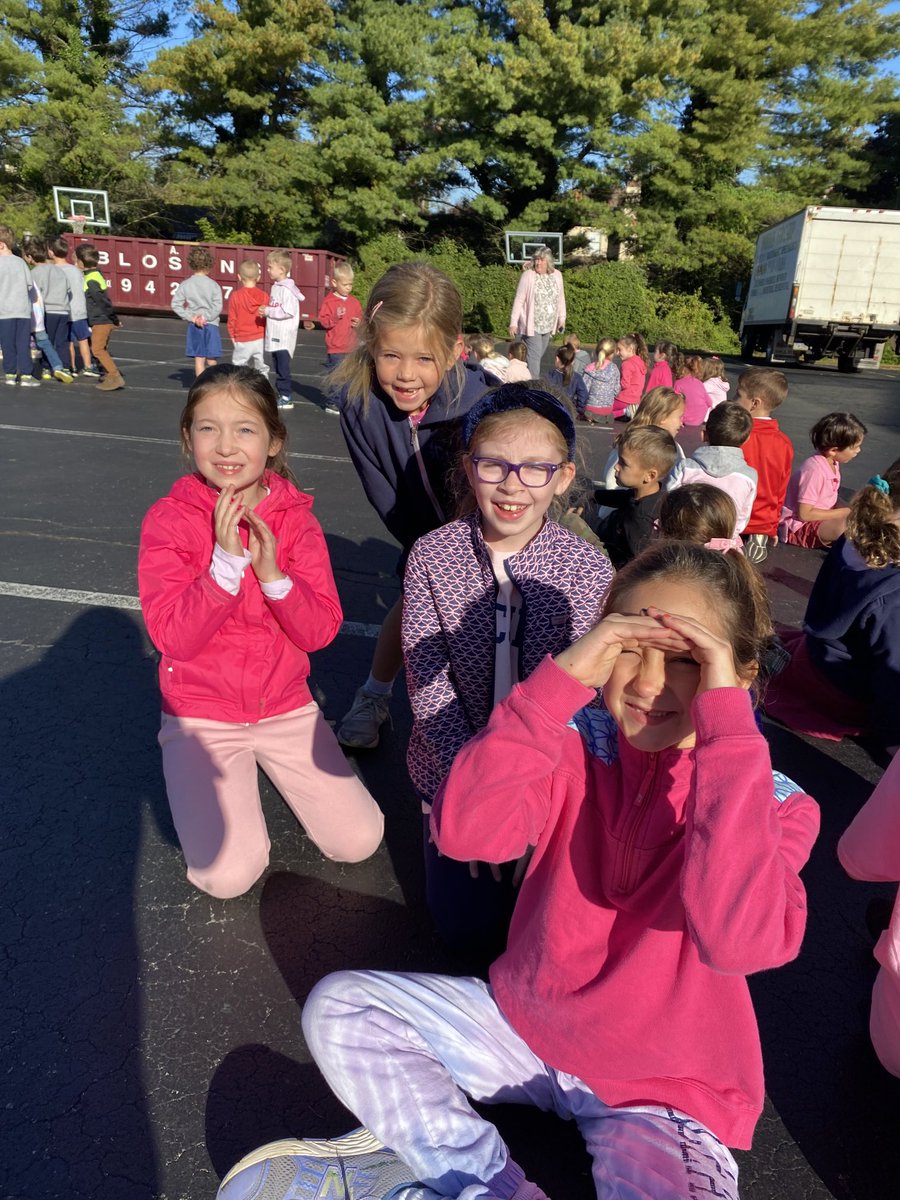 MrsCimineraSCJN's tweet photo. What an amazing PINK out day at SCJN!! Thank you to our very own breast cancer warriors, Mrs. Humpton and Mrs. Hughes for organizing an awesome day!! 💗💗💗#scjnlovesyou https://t.co/nbSynZZ3CL