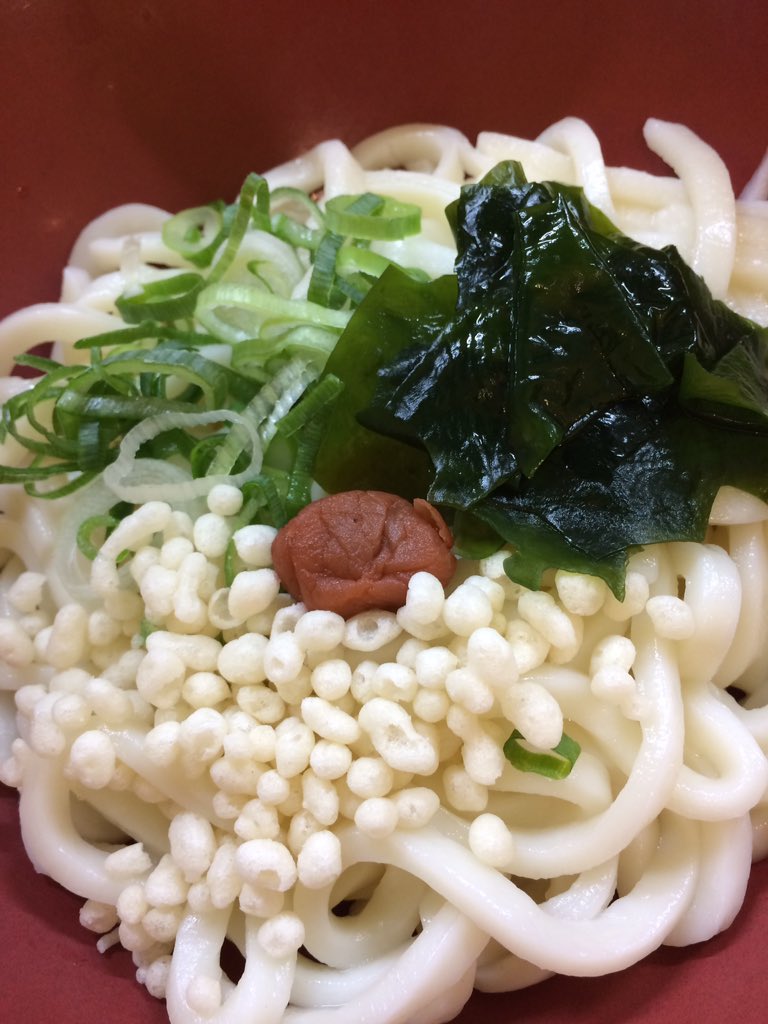KUA_shokudou's tweet photo. 10月11日火曜日
Aコーナー
手打ち風梅若うどん320円
塩ラーメン300円
カレーうどん280円
Ｂコーナー
天津飯320円
唐揚げ天津飯420円
目玉焼きハンバーグ&amp;海老フライ
ワンプレート450円
唐揚げ南蛮玉子タルタル
ワンプレート450円
親子丼360円
Cコーナー
唐マヨ丼390円
カツカレー380円です。 https://t.co/XIhpqp9Pmy