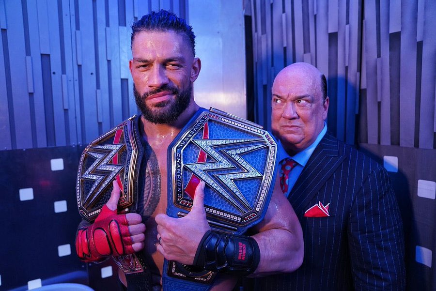 reignszayn1's tweet photo. Shield stans how are we feeling!!! #WWERaw https://t.co/IxoFndBGdR