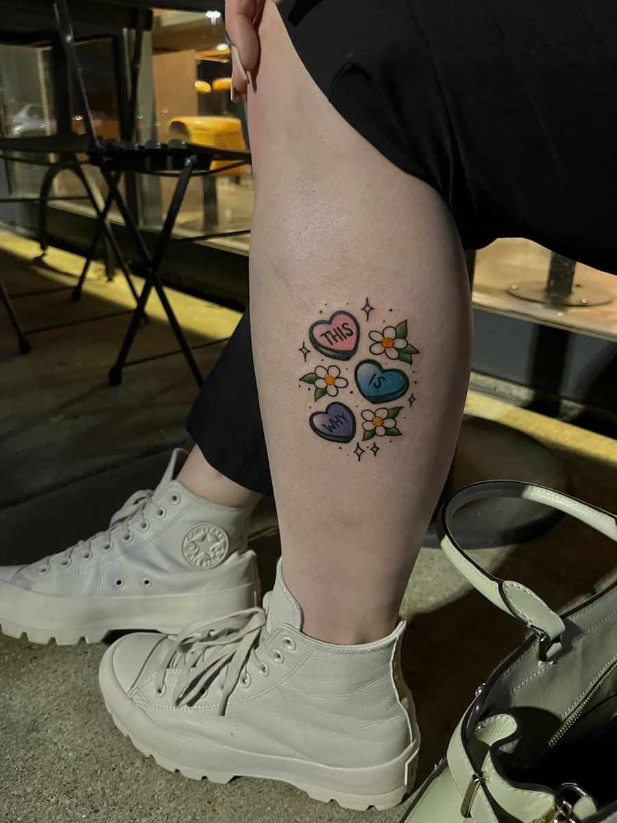 sandysblooming's tweet photo. New Paramore tattoo!!
Proud to be here for these guys during this era and v excited to see them this wknd🫶🏻
#ThisIsWhy #tinyhottopicbitch https://t.co/1Qes2qN3wQ