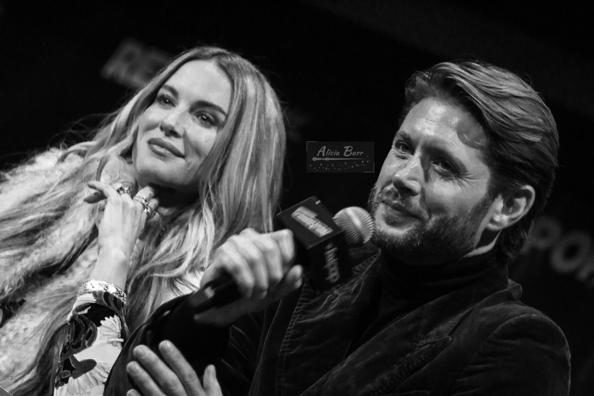 barr_alicia's tweet photo. #TheAckles'
#TheWinchesters #NYCC #NYCC2022
@DanneelHarris @JensenAckles https://t.co/9ypZiH5Mo7