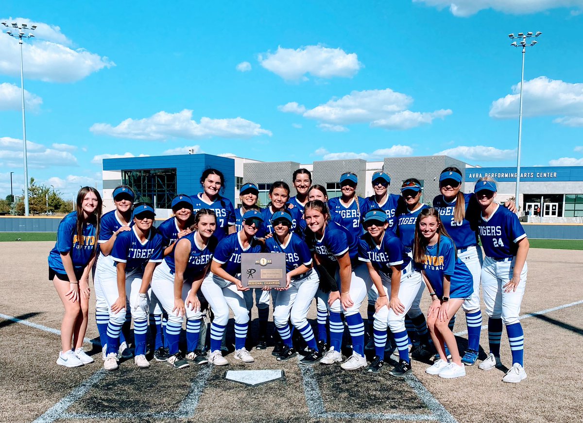 Pryor Softball will be escorted by the OHP, Pryor Police Department, and the Fire Department on Wednesday at 3! We will leave from the softball field and go through Main Street! Thank you to Shawn Cummings for setting it up! We have such a great community!🎉💙🥎#blessed #letsgo