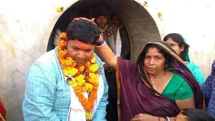RahulKu50203347's tweet photo. जन्मदिन की ढेर सारी शुभकामनाएं बादल भईया बाबा बैद्यनाथ,बासुकीनाथ की कृपा सदेव बनी रहे।
आज हमारे गांव इतिहास रचने के लिए आ रहे है दोपहर 2 बजे
हर हर महादेव
@Badal_Patralekh https://t.co/oAhVWGGBNF