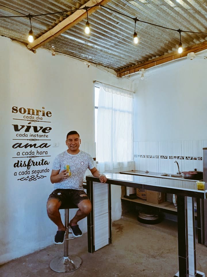 CesarSullana's tweet photo. #relax #athome https://t.co/ORZhhgrf05