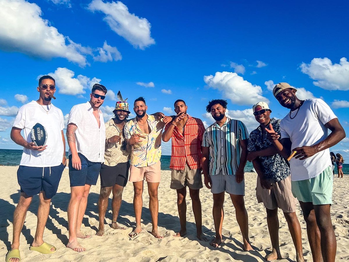 Jared Walker tweet media