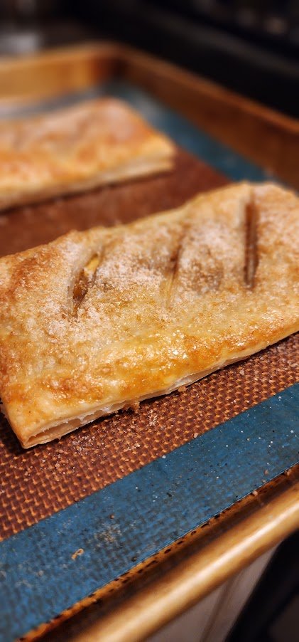 akilbello's tweet photo. Our #collegereadyteen and resident #teenchef is blessing us with apple turnovers! https://t.co/lYa0O6hBPY