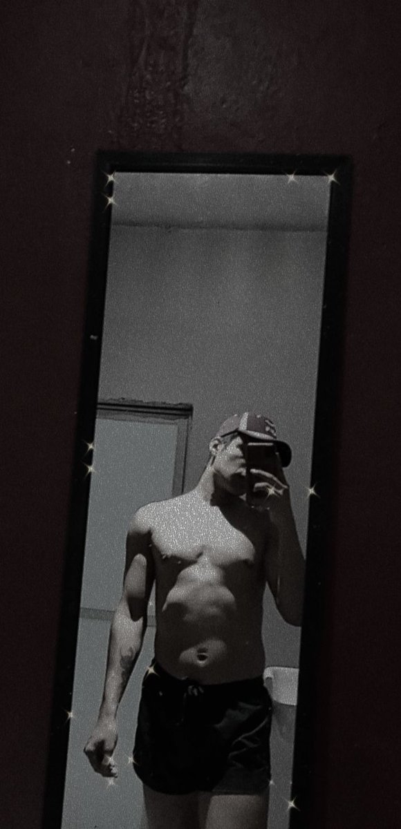 Martinmate21's tweet photo. Holaaa #gym #Gay #Twitter #gymrat https://t.co/B5mFWFBuKO