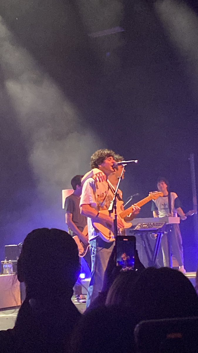 maddie_payne13's tweet photo. this was the best night of my life.
@wallowsmusic #wallows #tmtio #wallowsmemphis https://t.co/qrjx1GB4Is