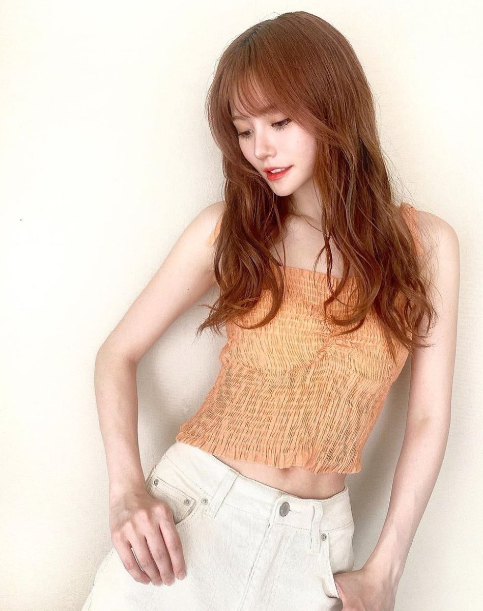 込山榛香さんがいいスタイルですね

＃込山榛香さんはスタイルがいい