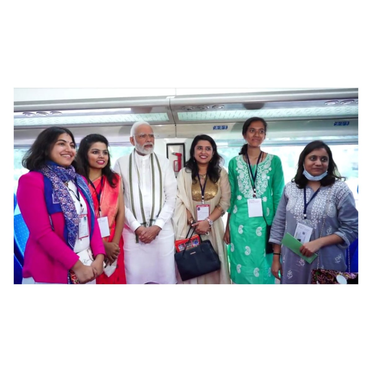 khushladki's tweet photo. 30th September 2022 – One of the most memorable day of my Life. It was and will always be special for two reasons. 
Firstly, I got a chance to to travel with Honourable Prime Minister Narendra Modi ji on Vande Bharat Express from Mahatma Mandir to Kalupur. (1/7) https://t.co/Ad4eBapv4Q