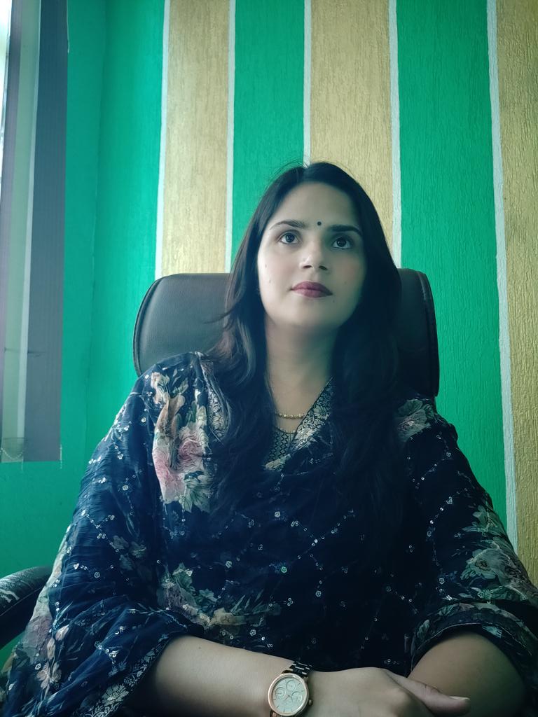 ShilpaJassi's tweet photo. #Office_Time
Green Valley International Group of Education https://t.co/MJY6JF870Q