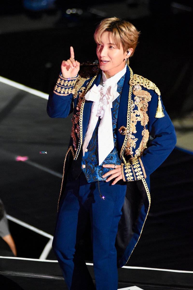 MyKpopHuntress's tweet photo. 221010 SUPER JUNIOR 'SUPER SHOW 9 : ROAD in KUALA LUMPUR 2022'

2️⃣

@SJofficial #SS9inKL #SUPERSHOW9 #SS9 #SUPERJUNIOR #SUPERSHOW9inKL #슈퍼주니어 #STARPLANET #LEETEUK https://t.co/d6xwdsFJer