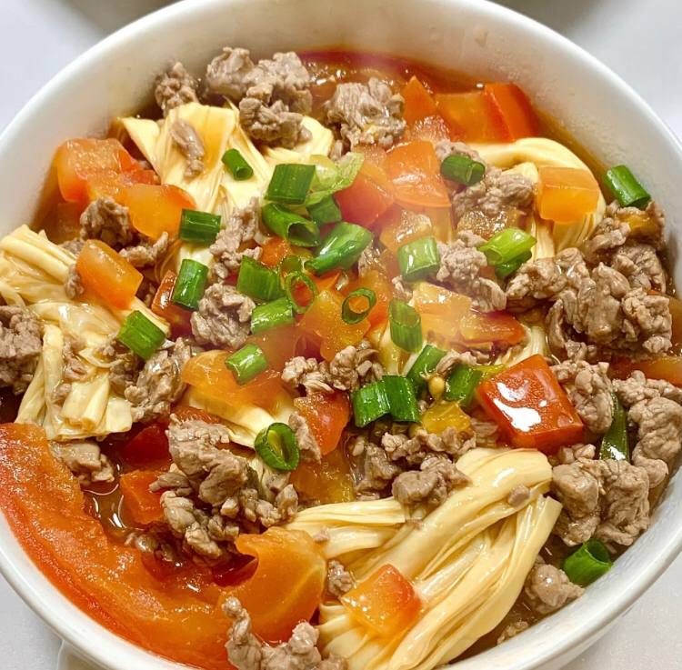 今日のお昼ですね。
とても美味しいですね😊