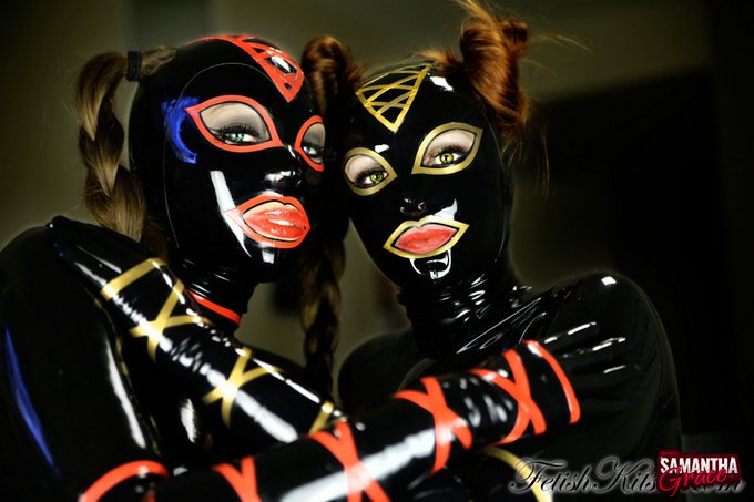 New Update (22 pics) at https://t.co/UIXcWAqmhC - are you a fan of heavy rubber? How about latex catsuits<a href="/tag/clip"class="tags"><span>#clip</span></a>