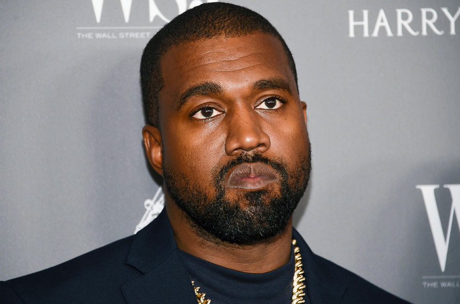 Kanye West faz post antissemita, é bloqueado pelo Twitter e toma esporro de Paul Stanley