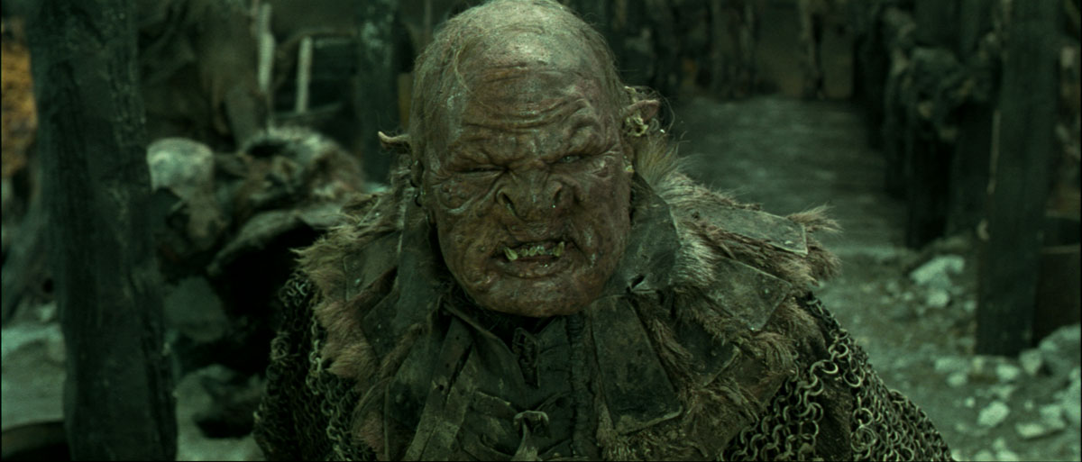 #Orctober Meet Gnurl. If you could compare an Orc to your grumpy uncle, it's Gnurl. He chews loudly, complains about phantom ails and constantly tells you how he prefers your cousin, Nazû, to you.
….
#lotr #orc #LordoftheRings #Film #Artist #Craft #BehindTheScenes