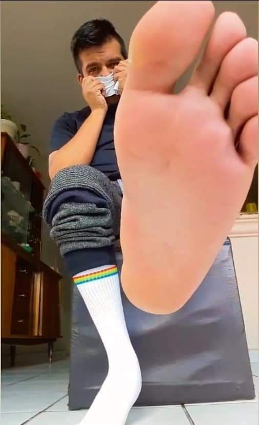 Onixpuppy's tweet photo. #feet #tickling #tickletorture #ticklefeet #gaytickling #malefeetloverst #malefeetslove #malefeets #malesolestickle
#malefeetlover #malefeetmodel #malefeets #malefeetgay #malefeetporn #malesoles #malesolesandtoes #malesocksfetish #maletoes
#malefeet #feetboy #feetmen https://t.co/J31to5Dutp