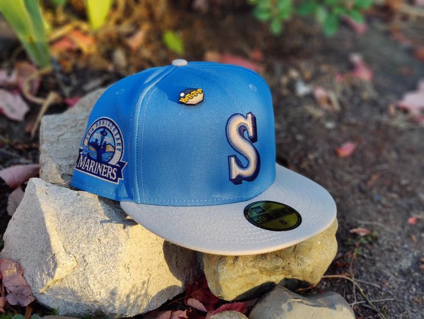 FlyCapCrew1's tweet photo. We Don’t Do Nun Regular‼️🥶
⚠️Place Your Pre-Orders Now⚠️ $130.00 Each
Snorlax Seattle Mariners @Mariners @FlyCapCrew1 #SeattleMariners #Shat #SDome #Exclusive #NewEraCaps
#FlyCapCrew™️🥶✈️🧢 https://t.co/z7xNrU5rol