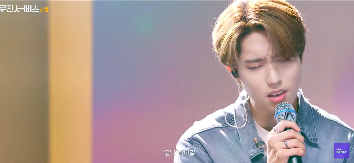 Han Lee Mujin Service Ep.32 live premiere ended with 32K views! Let's aim 500K views in 24 hours🔥

🎬 :
youtu.be/OE9BfiiMSrU

HAN JISUNG ON LEEMUJIN SERVICE 
#OurAmazingSingerHan
#리무진서비스에_한이_왔다앙 #Han #한 <a href="/Stray_Kids/">Stray Kids</a>