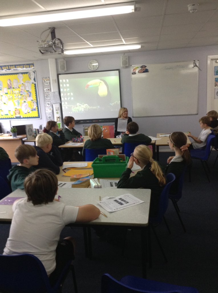 greenleasps's tweet photo. @WirralLibraries A BIG Thank you to Elaine, our local librarian, for visiting Year 5/6 today 📚 #readingforpleasure #localarea #community #supportlocallibraries #saveourlibraries #keeplibrariesopen https://t.co/Oljao7N9af