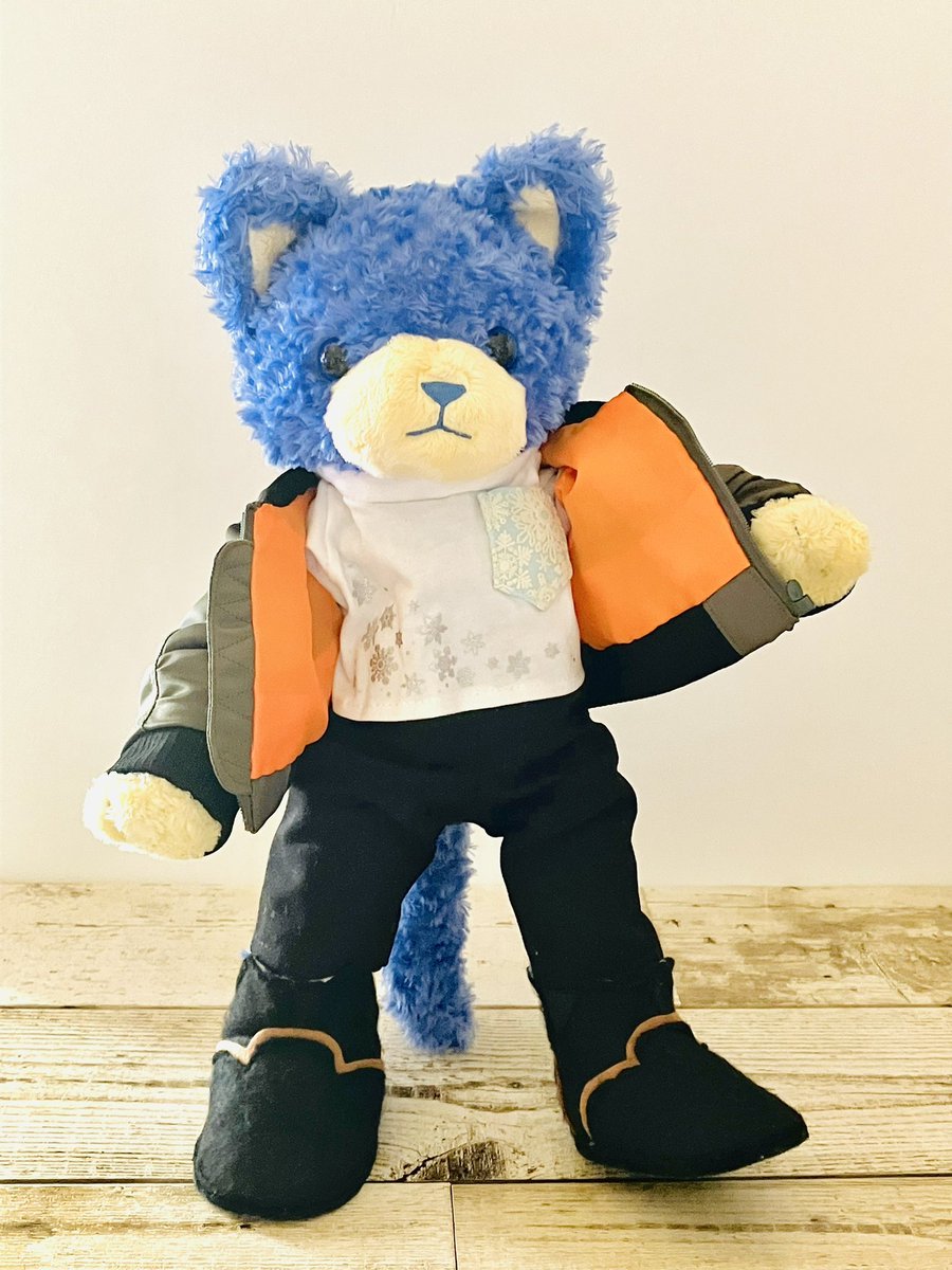 wasachiki's tweet photo. うちのｶｰﾁｬﾝが作ってくれたMA-1も見て～🥺✨
お友達のおうちのアランチャさんとおそろいで作ってもらったよ‼
型紙はぬいぺさん@nuinuipe の有料型紙です💕
母は偉大なり👏👏👏

#うたプリ手芸部
#プリンスキャット https://t.co/j8tsHkPLZd