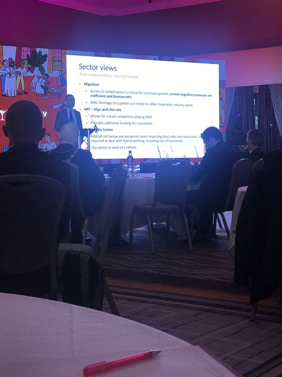 Insightful presentation from <a href="/garethhethering/">Gareth Hetherington</a> on the challenges and opportunities facing the NI Hospitality Industry. Staffing issues remain. Greater government intervention sought by the sector #HE22