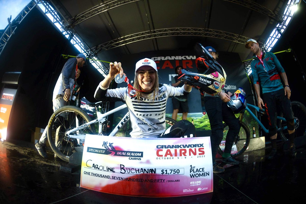 Caroline Buchanan tweet media