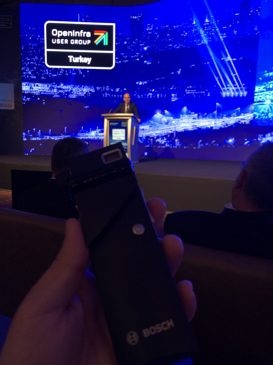 ricolintw's tweet image. And they have the translator!
