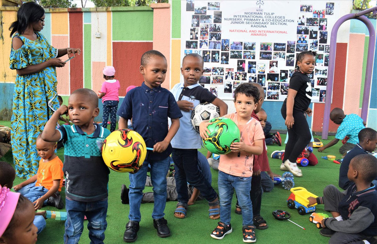 NticNur_Pry's tweet photo. Life is a toy made of glass; it appears to be of inestimable price but also an intellectual machine.
NURSERY TOY DAY
#Funtime
#Loveforoneanother
#Games
#Sharing
#Kidstoy
#Playtime
#Joyfullearners
#Ntickids
#Nticschools
#Therightenvironmentforlearning https://t.co/mUeha2SchY